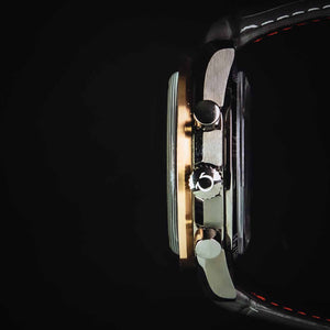 OMEGA Speedmaster Dark Side of the Moon 311.63.44.51.99.001 Meteorite